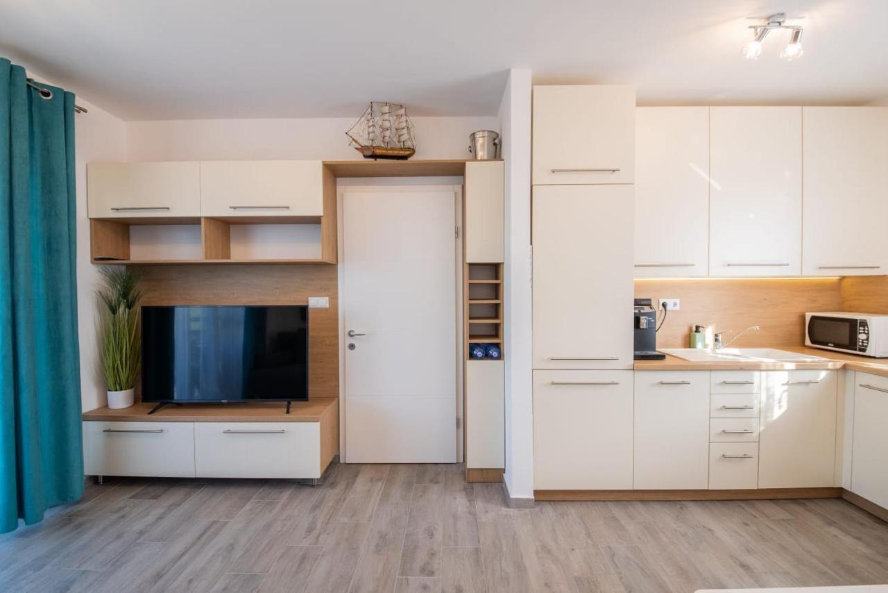 Apartman Pau 닌 외부 사진